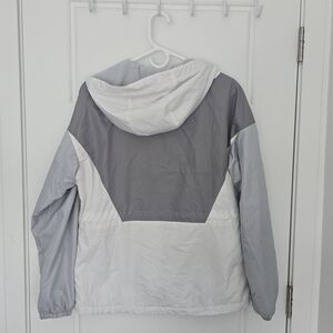 Columbia Women's Colorblock Hooded Jacket in Light Gray and White